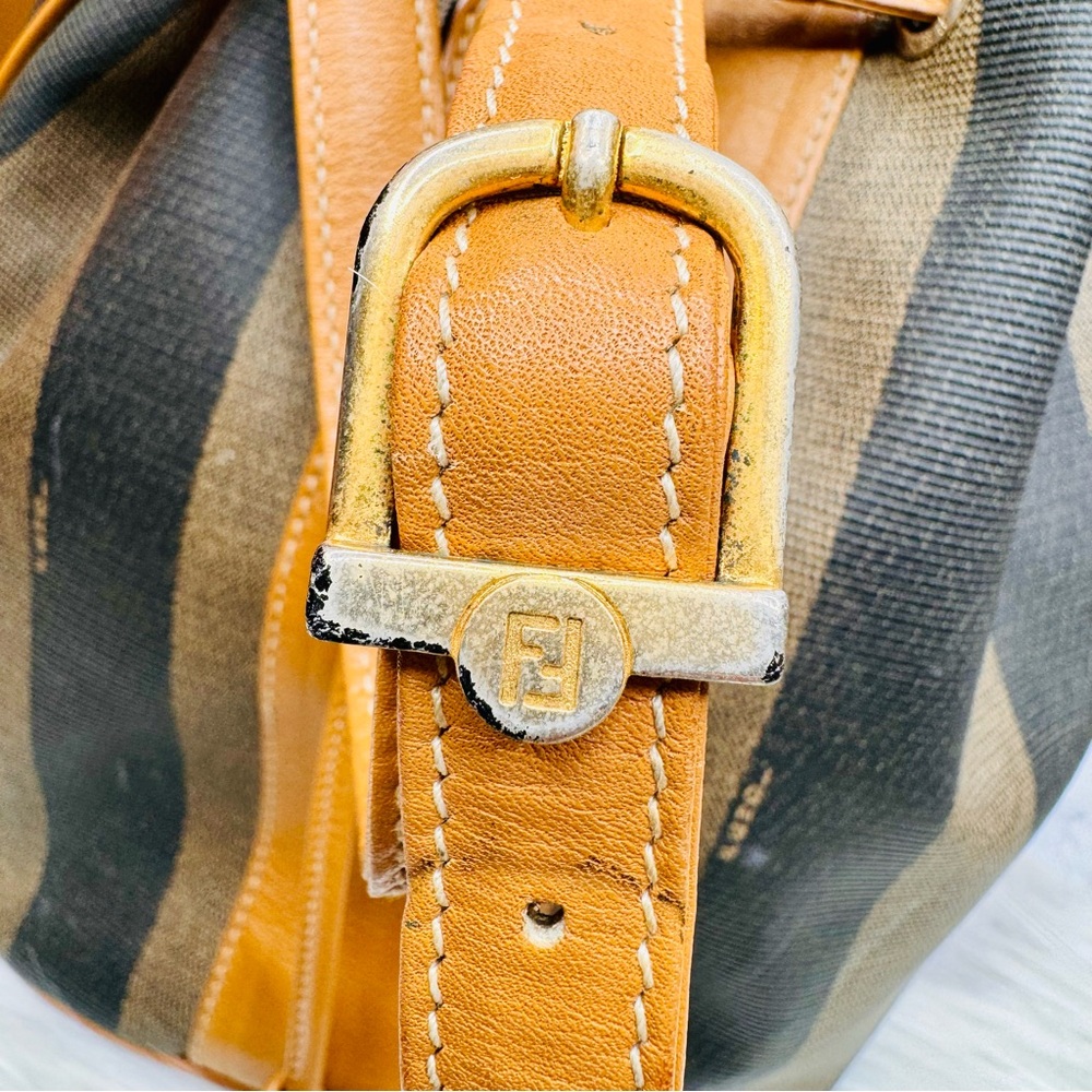 { Fendi } Vintage “Pequon” Brown & Black Crossbody Bucket Bag - Picture 9 of 15